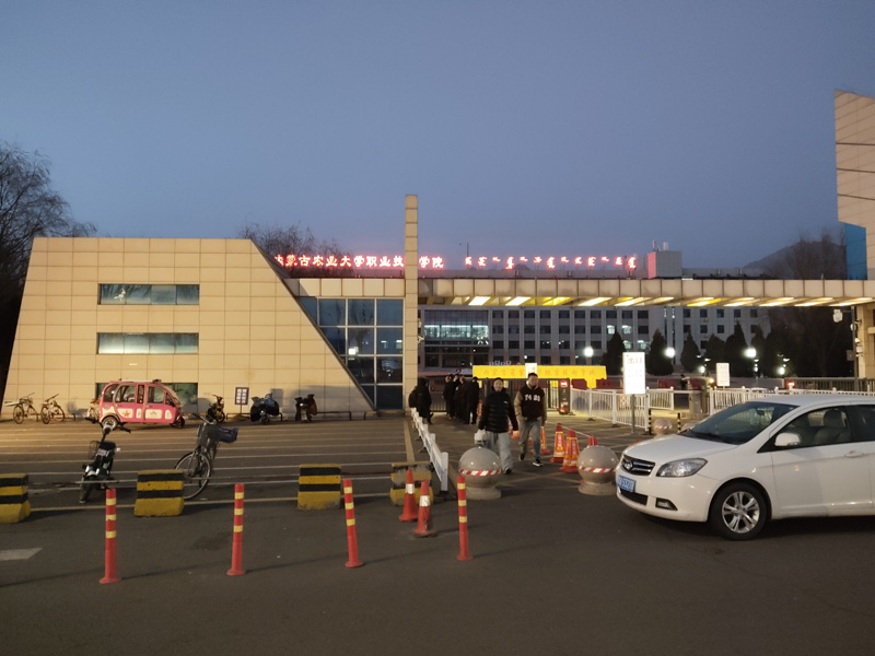 內(nèi)蒙古農(nóng)業(yè)大學(xué)職業(yè)技術(shù)學(xué)院采購卓水越實驗室迷你款污水處理設(shè)備案例